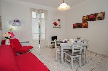 La Romantica Dante Five Stars Holiday House นีซ ภายนอก รูปภาพ